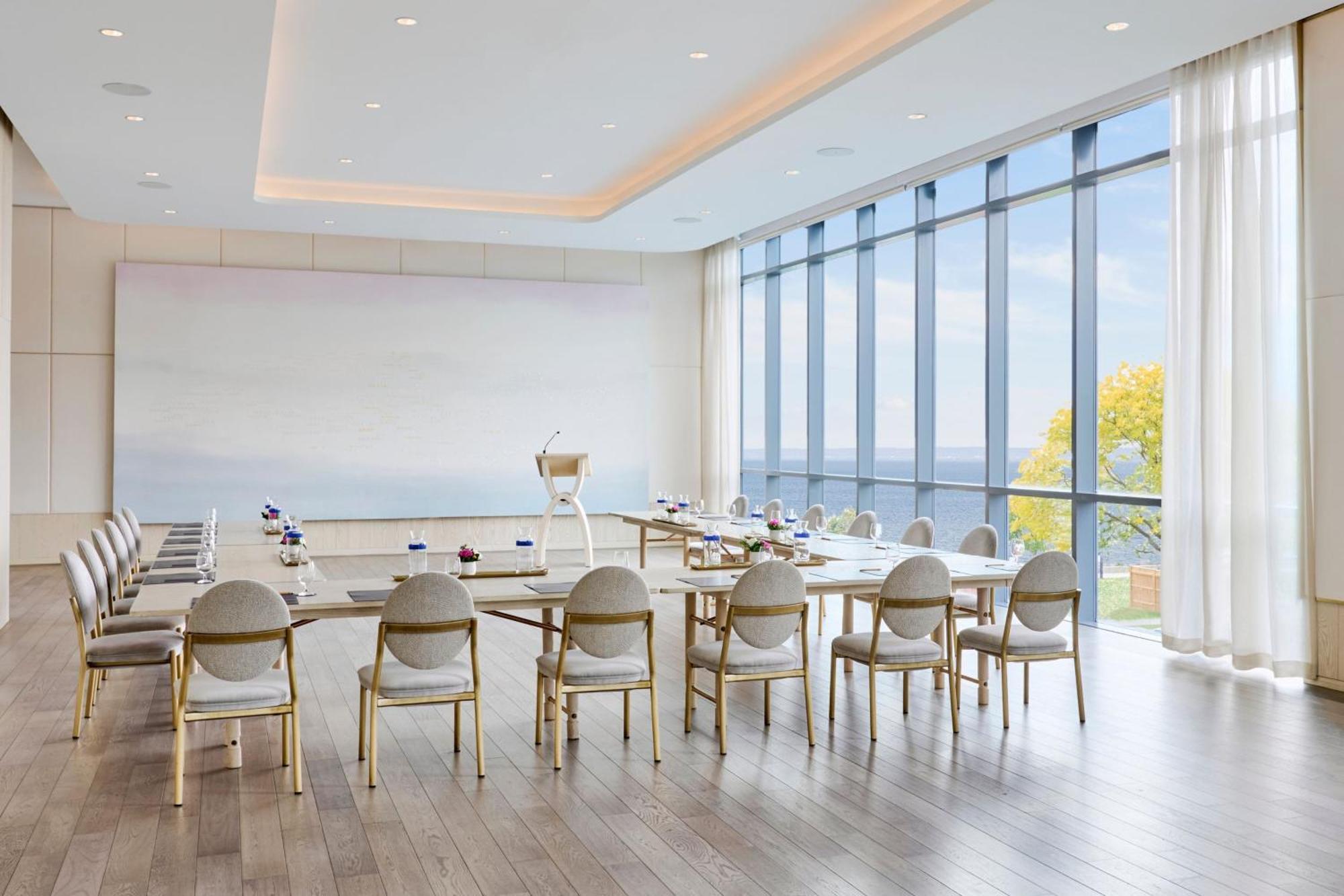 The Pearle Hotel & Spa, Autograph Collection Бърлингтън Екстериор снимка