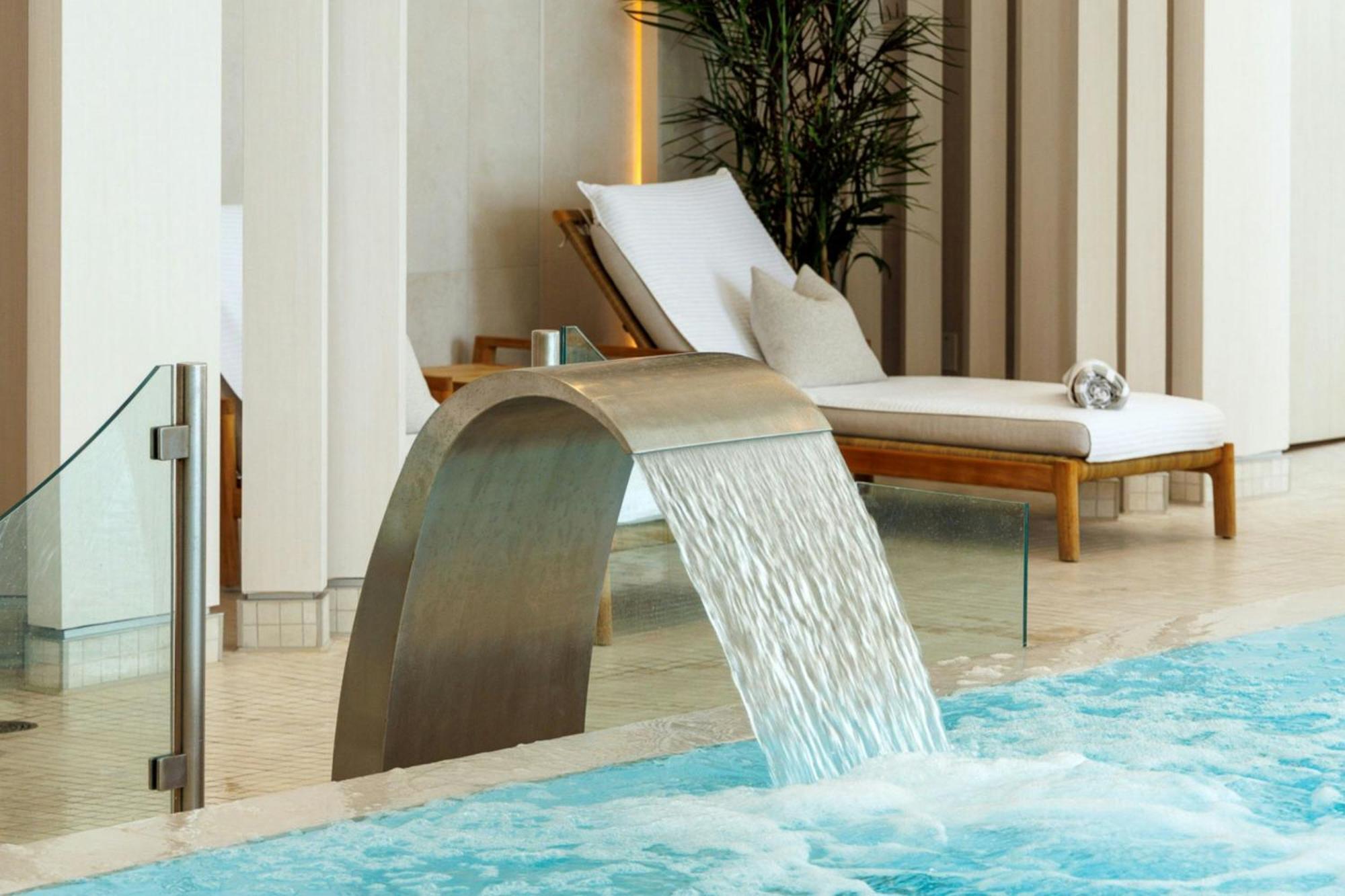 The Pearle Hotel & Spa, Autograph Collection Бърлингтън Екстериор снимка